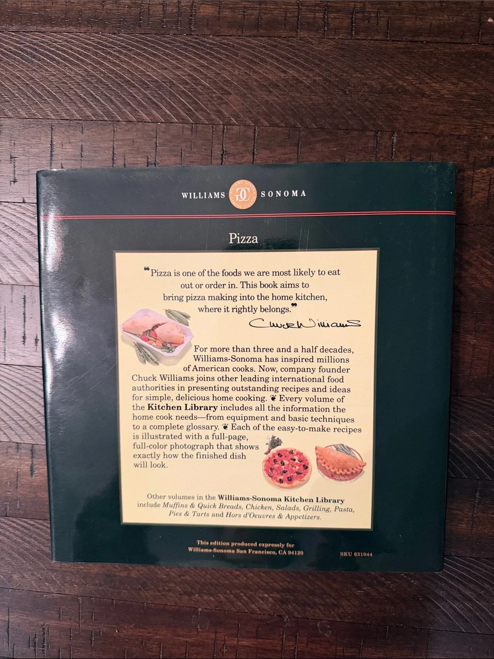 Williams-Sonoma Pizza Cookbook - Green and Red Cover
